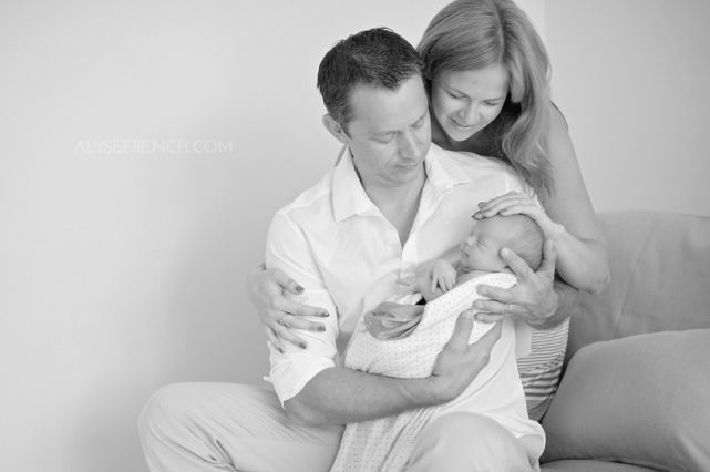 Uhril Newborn Lifestyle_Houston Family Portrait Photographer_01