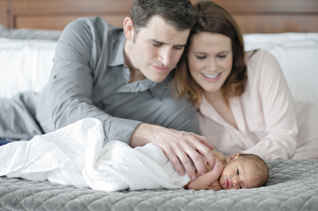 Stacy Newborn Lifestyle_Houston Family Portrait Photographer_01