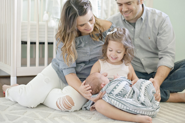 Goins Newborn Lifestyle_Houston Family Portrait Photographer_02