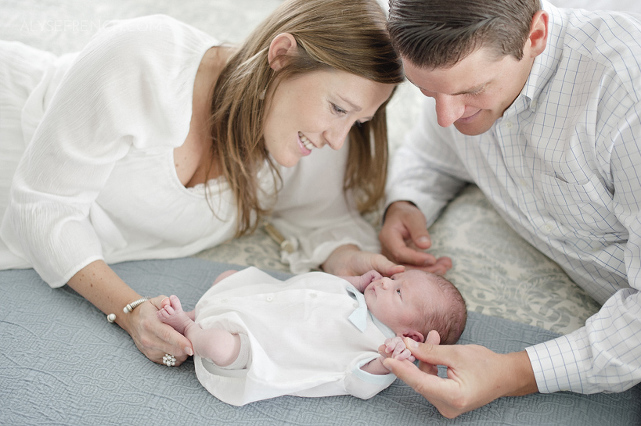 Crater Newborn Lifestyle_Houston Family Portrait Photographer_01