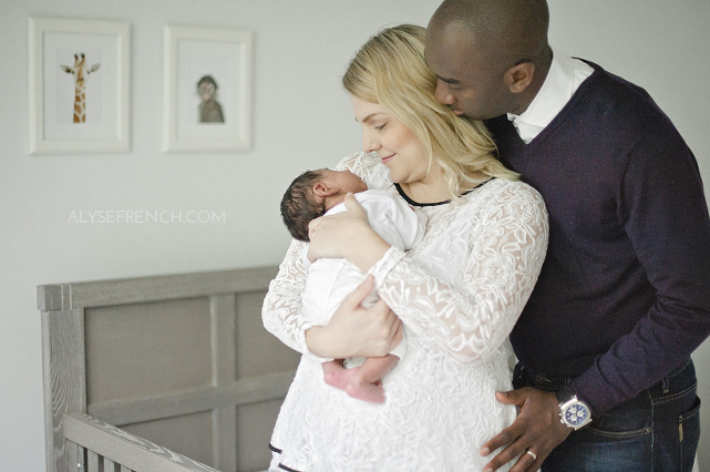 frederick-newborn-lifestyle_houston-family-portrait-photographer_03